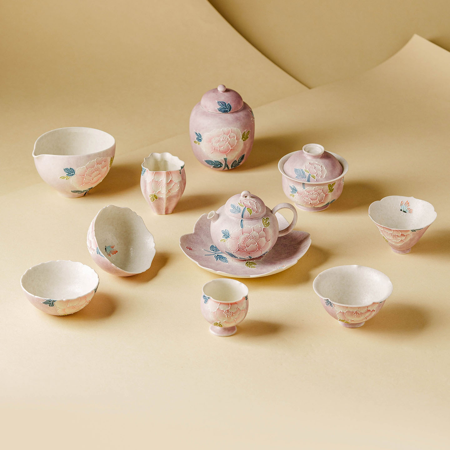Handgeschilderde vintage pioen - Korean Tea Set recensie en prijs